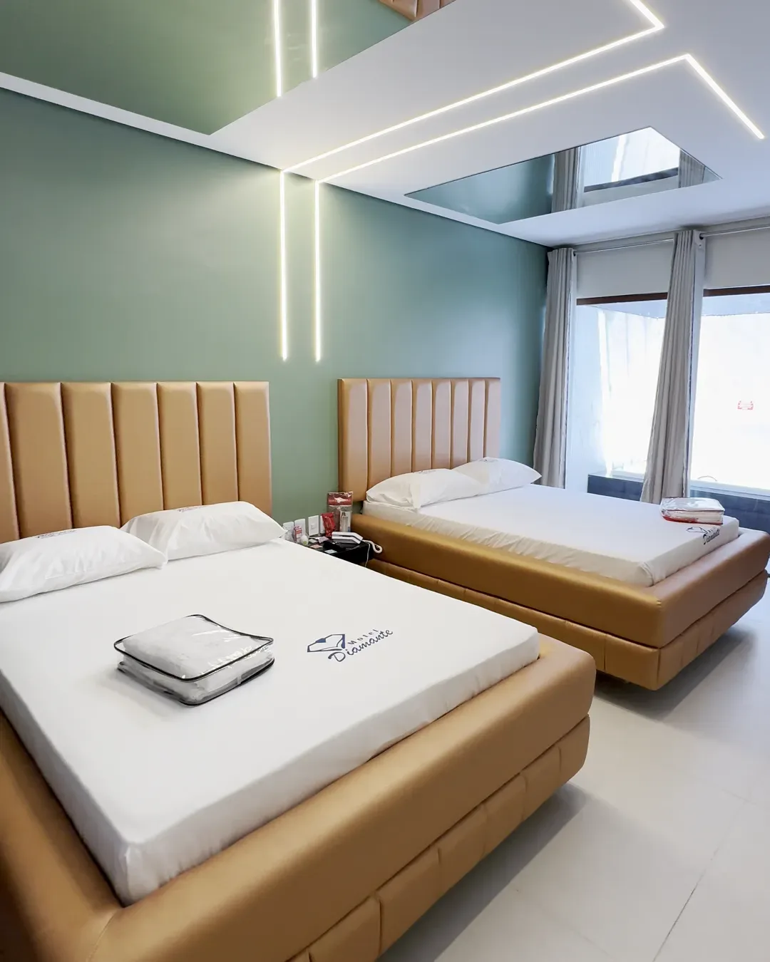 Suíte apresentada no site do Motel Diamante
