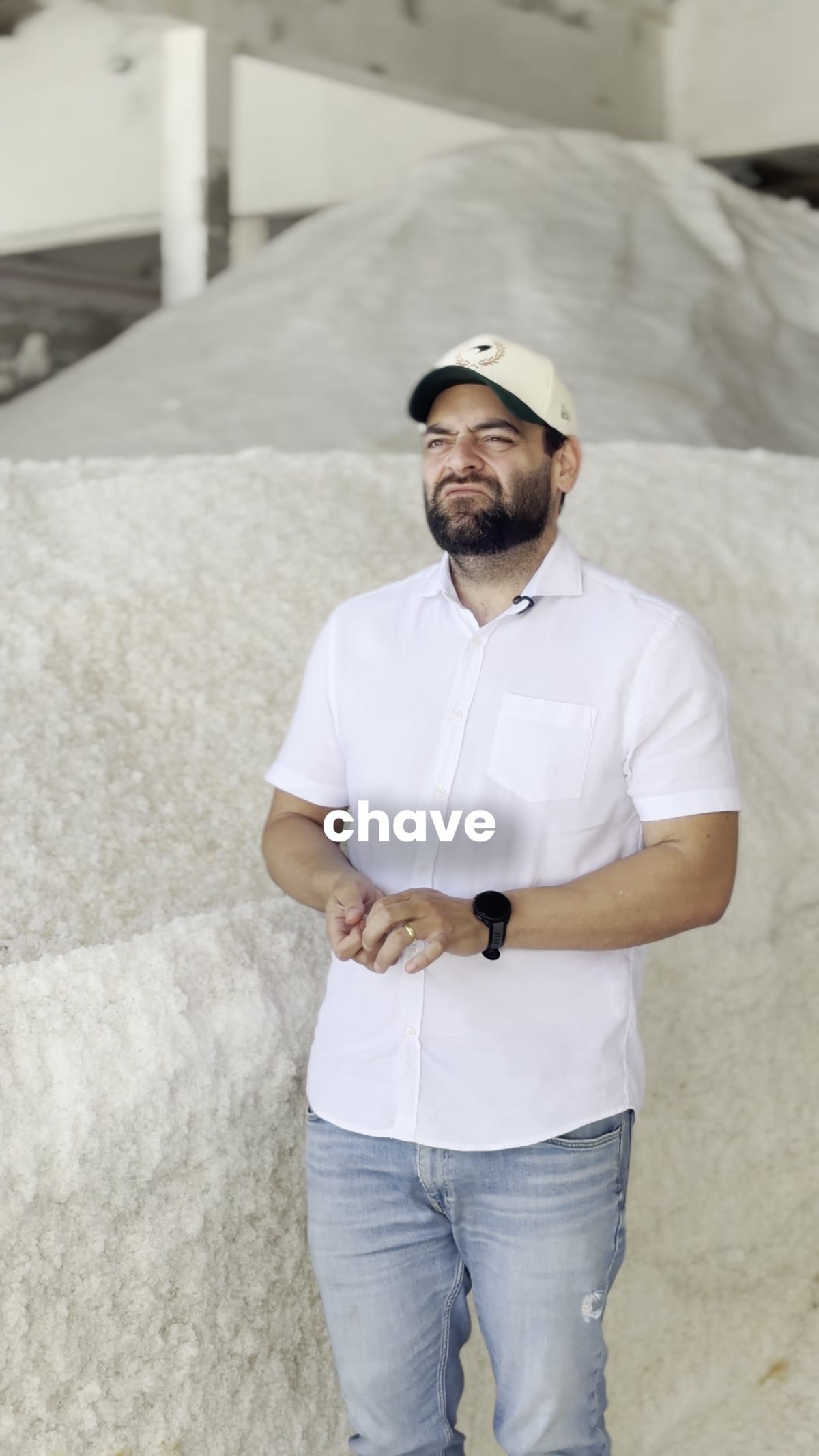 Carlos Tavora em vídeo gravado na operação industrial